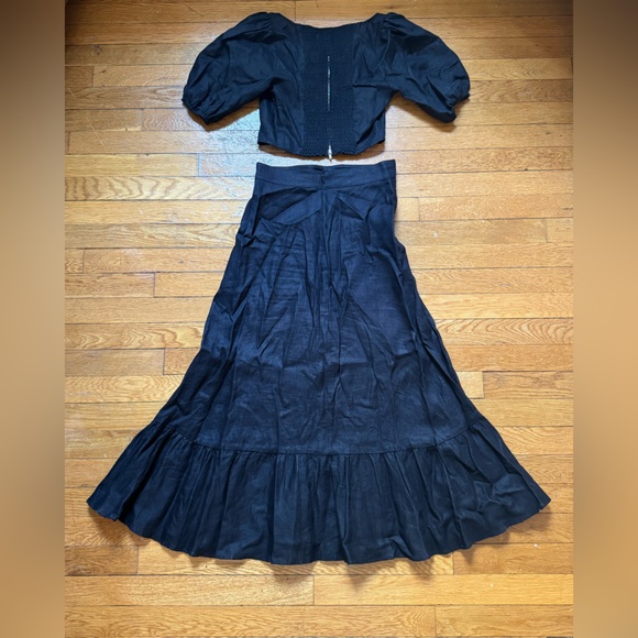 Reformation Black Midi Skirt and Crop top matching set linen - Picture 3 of 8